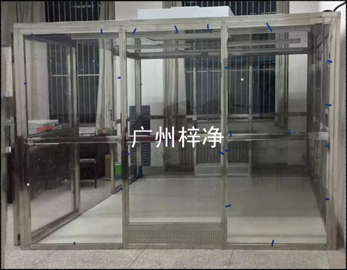 使用百级洁净棚比较多的客户，会选用千级洁净棚，或万级洁净棚，少量客户会选用百级或万级。